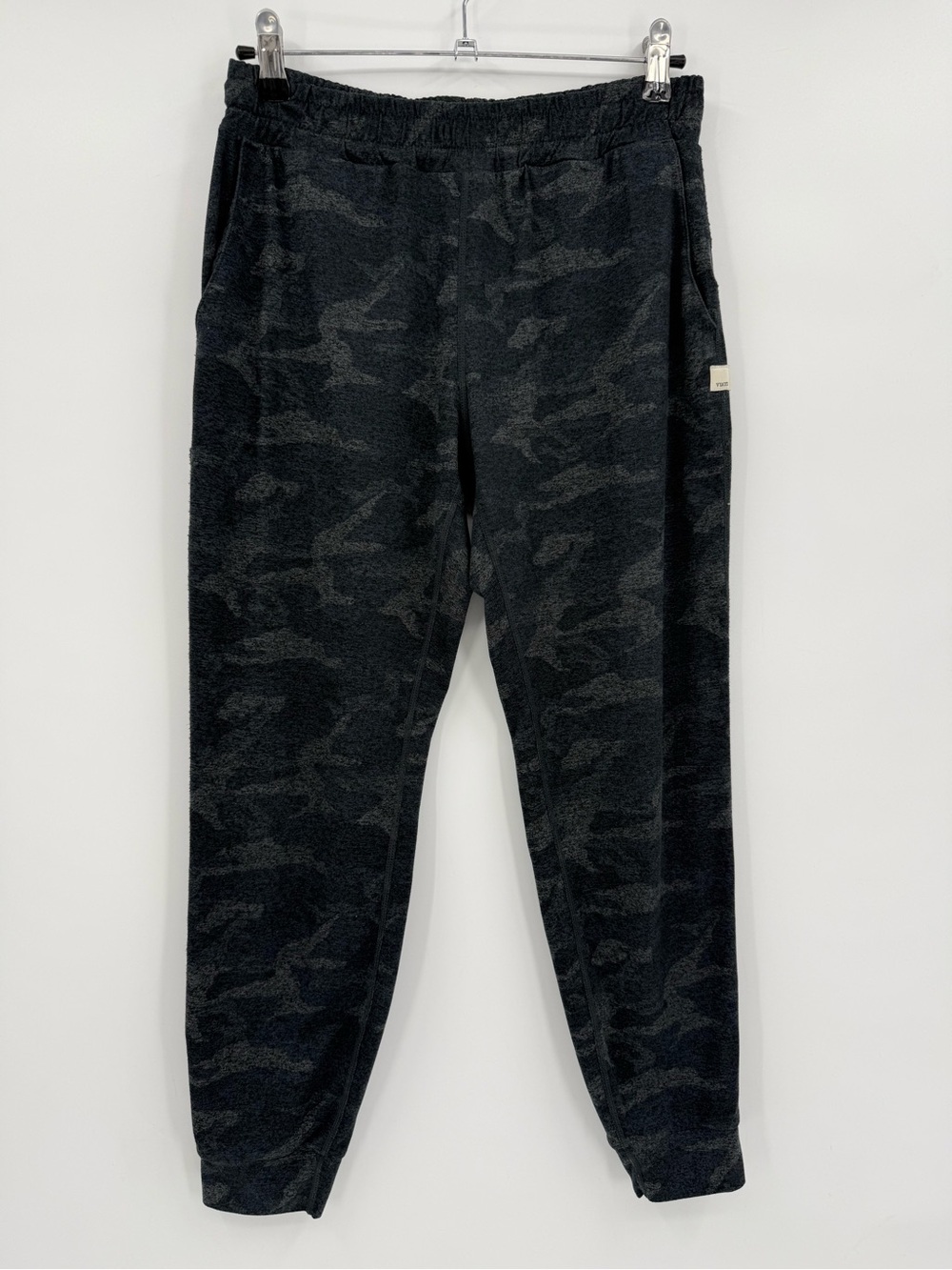 Vuori Performance Jogger in Black Camo Size XS